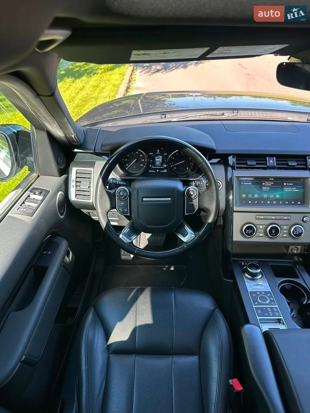 2018 Land Rover Discovery - мініатюра 13