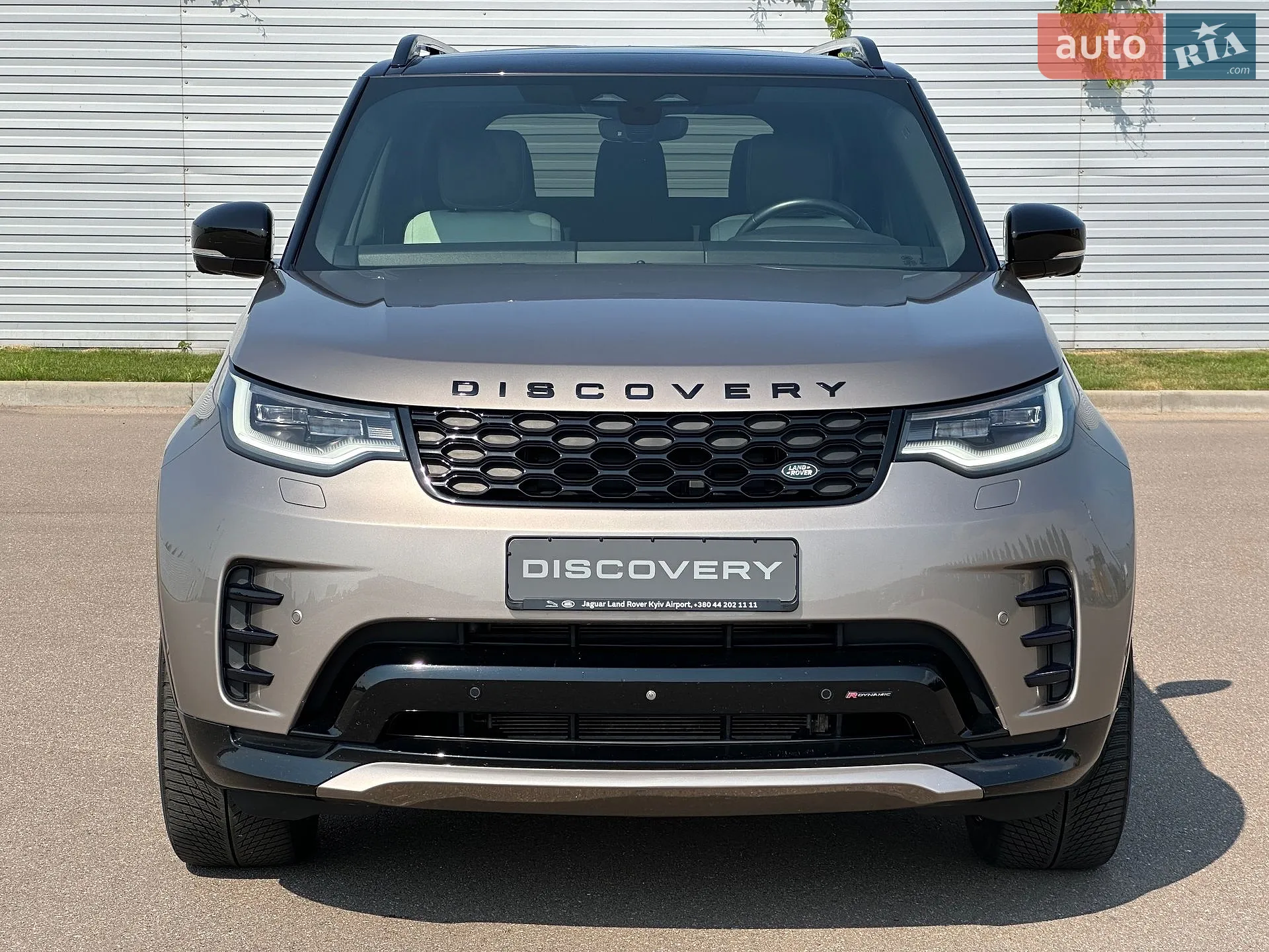 2023 Land Rover Discovery - мініатюра 2