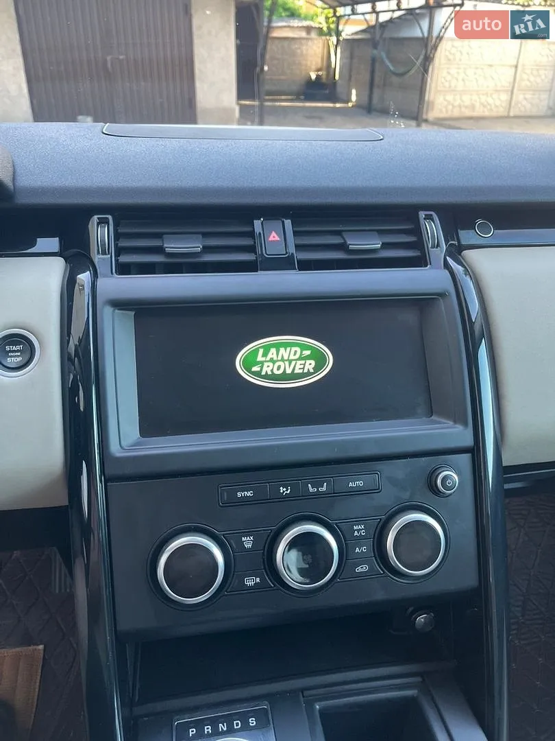 2020 Land Rover Discovery - мініатюра 17