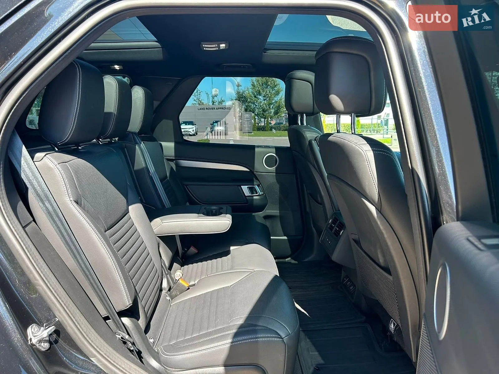 2023 Land Rover Discovery - мініатюра 33