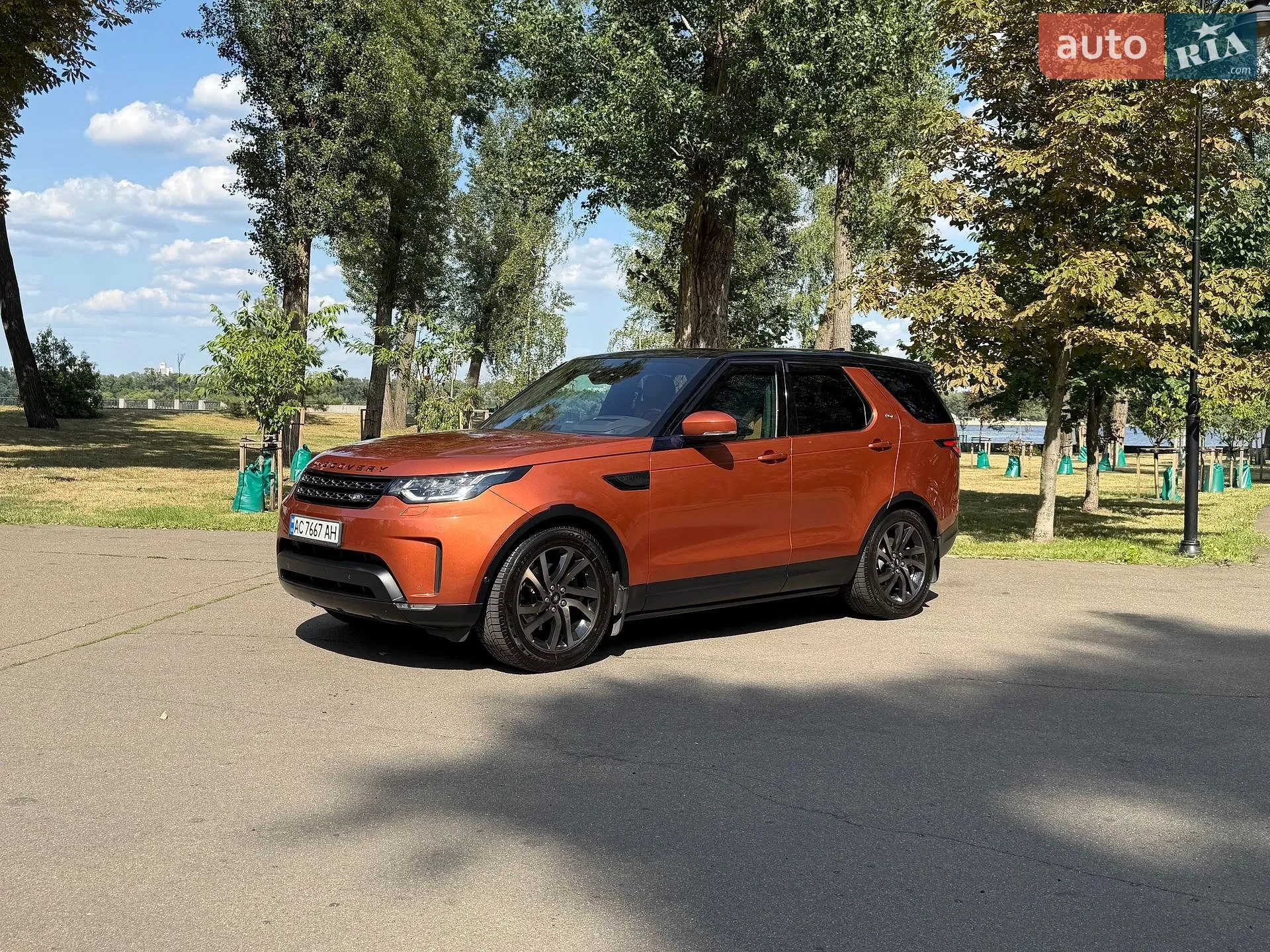 2019 Land Rover Discovery - мініатюра 11