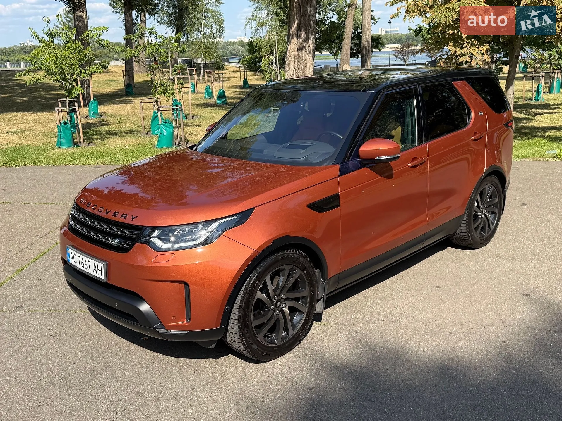 2019 Land Rover Discovery - мініатюра 18