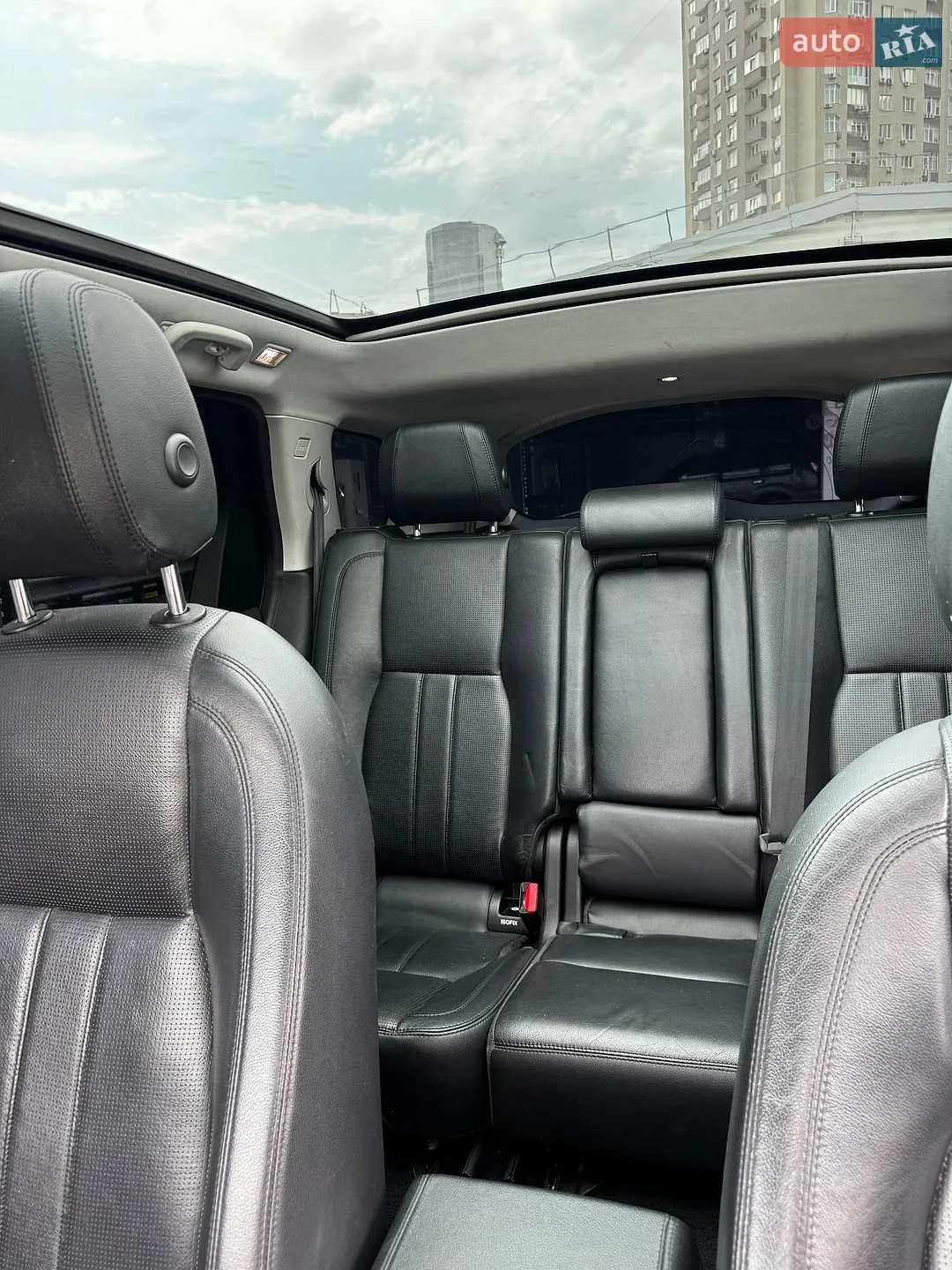 2016 Land Rover Discovery - мініатюра 24