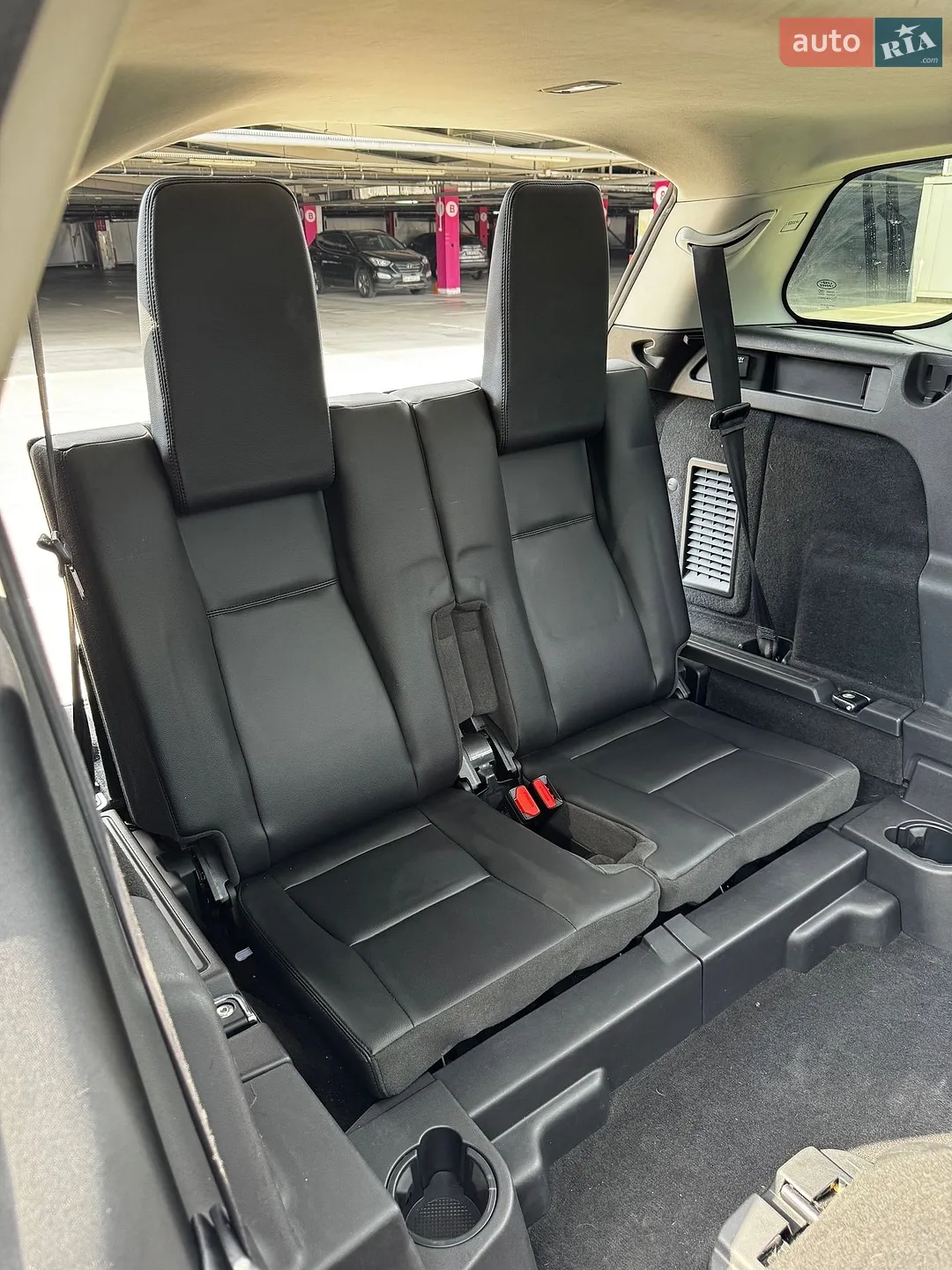 2016 Land Rover Discovery - мініатюра 42