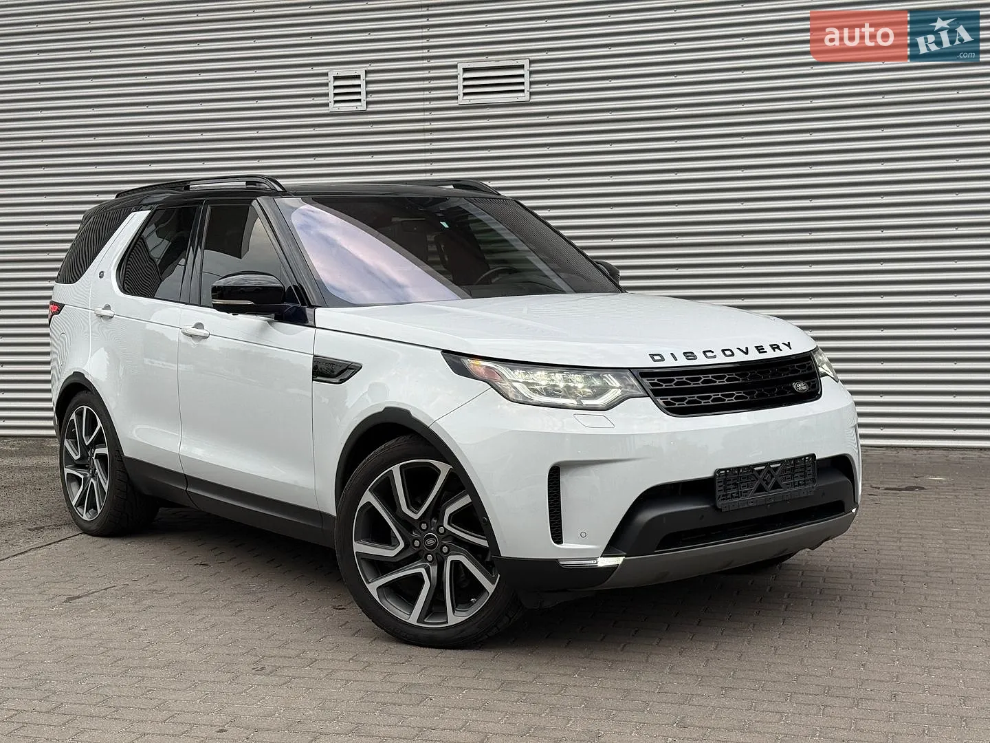 2019 Land Rover Discovery - мініатюра 8