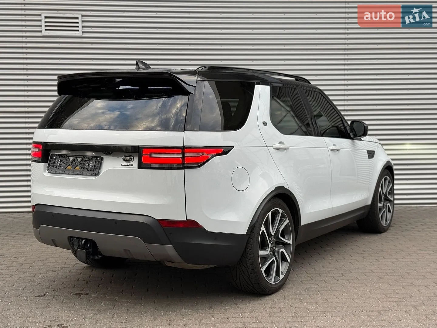 2019 Land Rover Discovery - мініатюра 15