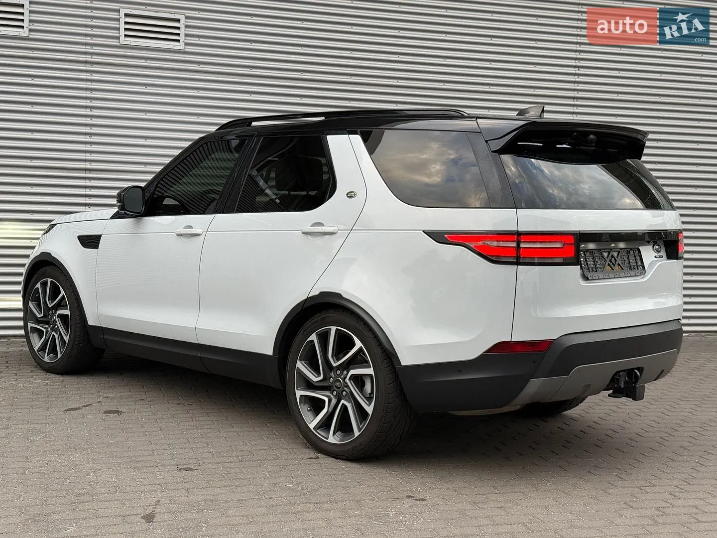 2019 Land Rover Discovery - мініатюра 20