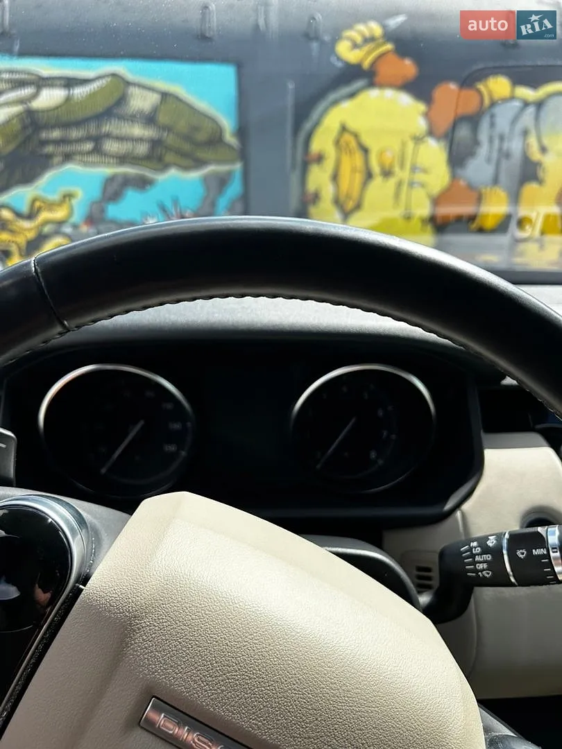 2019 Land Rover Discovery - мініатюра 36