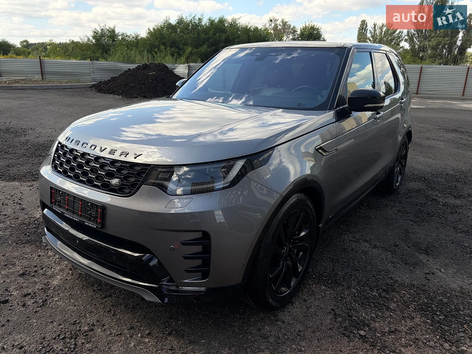 2021 Land Rover Discovery - мініатюра 18