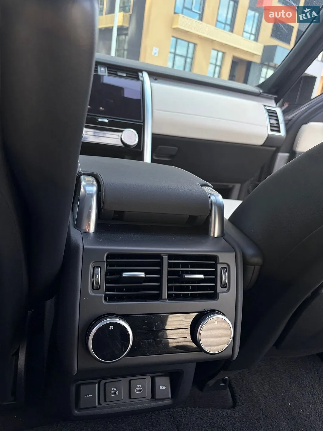 2021 Land Rover Discovery - мініатюра 91