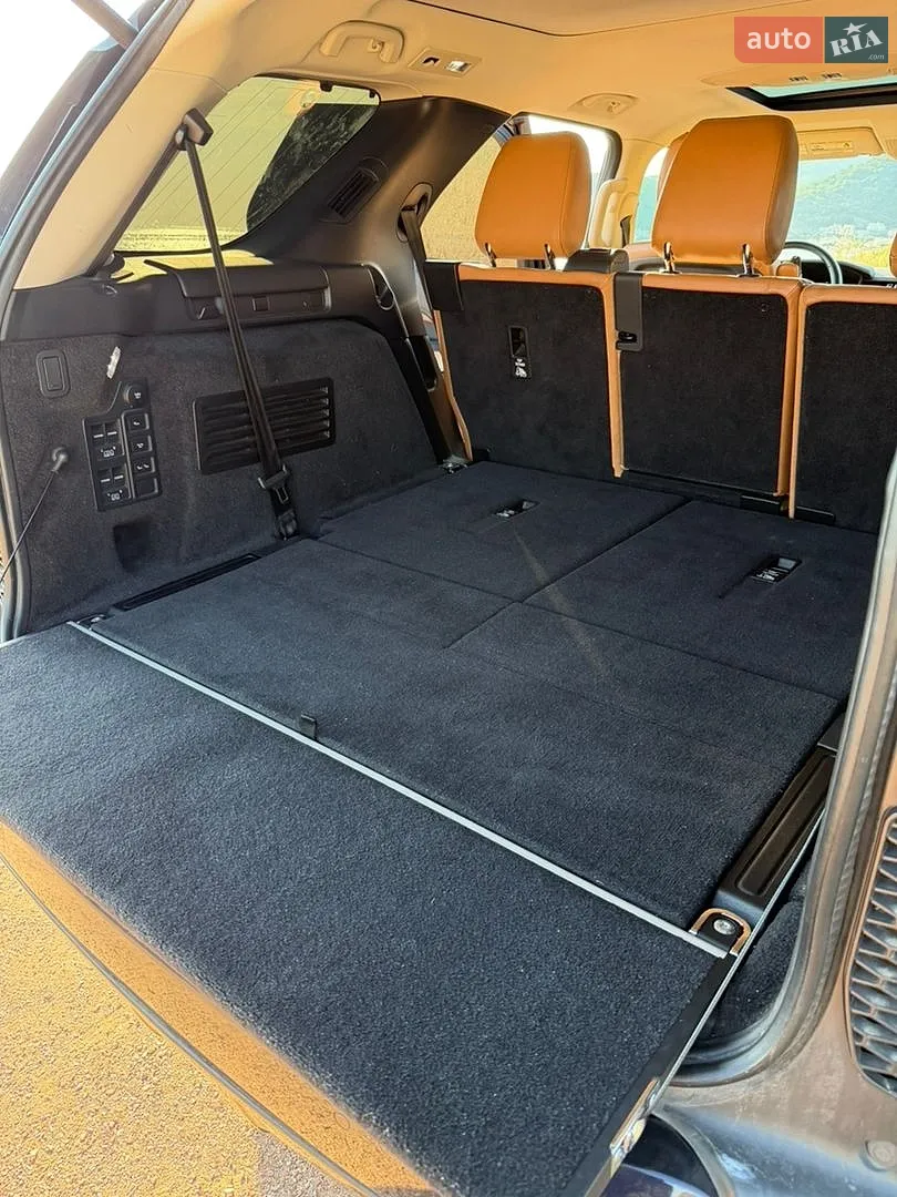 2019 Land Rover Discovery - мініатюра 27