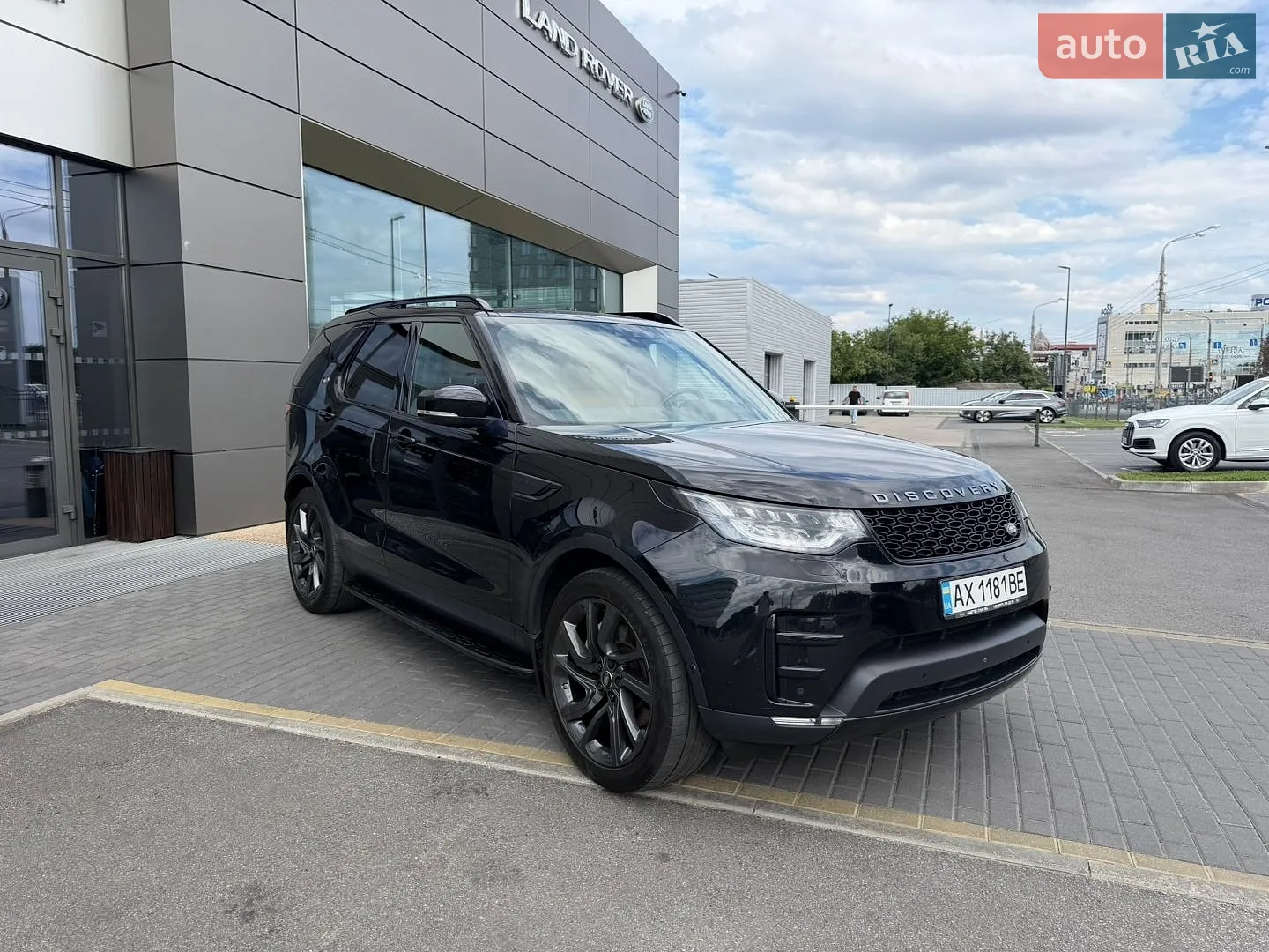 2019 Land Rover Discovery - мініатюра 3