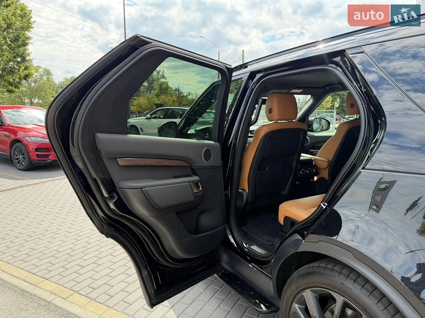 2019 Land Rover Discovery - мініатюра 22