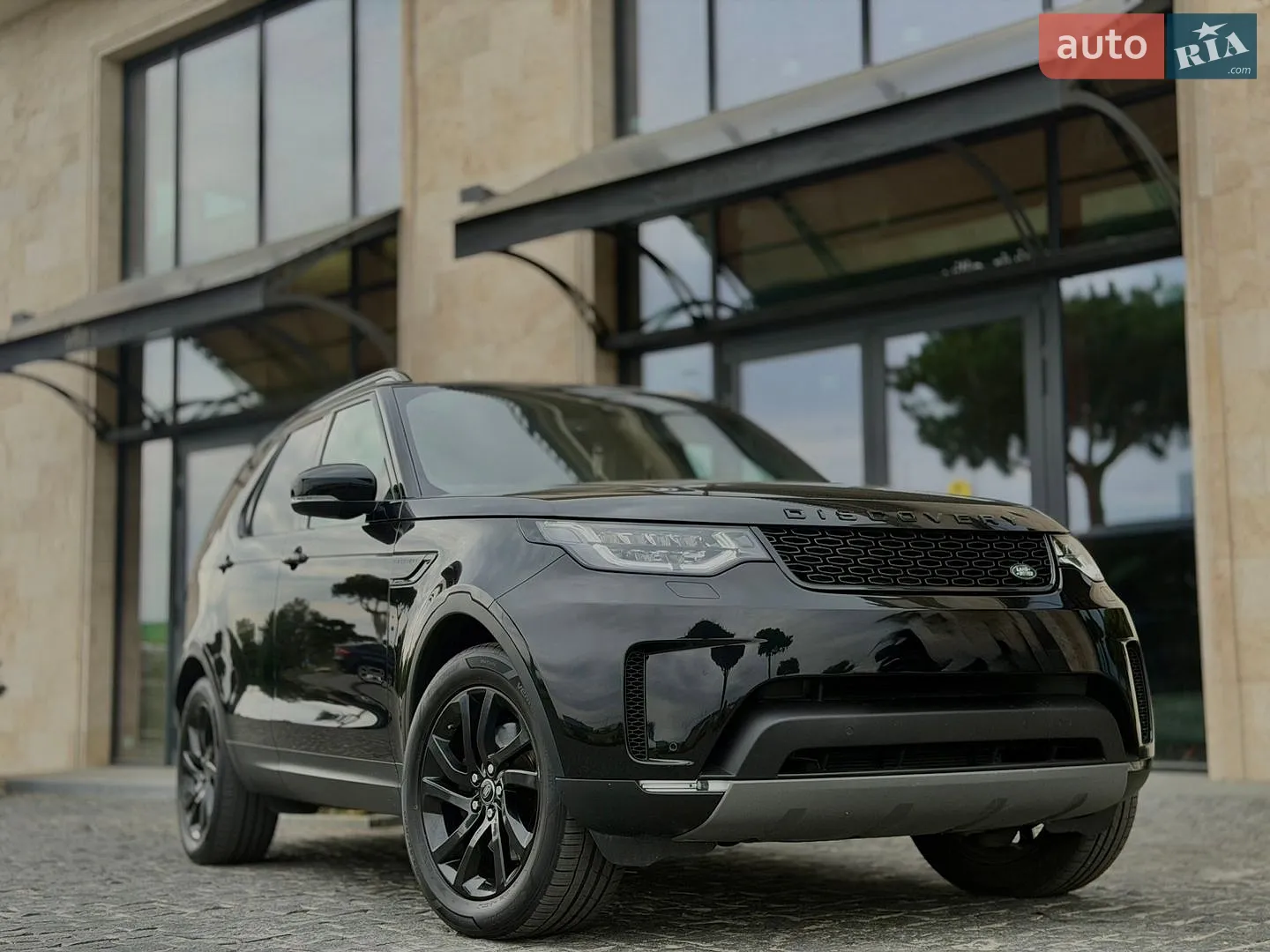 2017 Land Rover Discovery - мініатюра 2