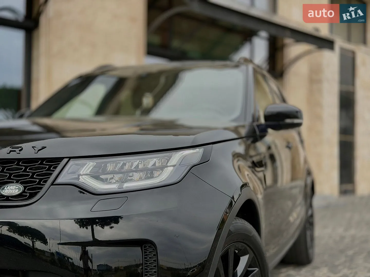 2017 Land Rover Discovery - мініатюра 44