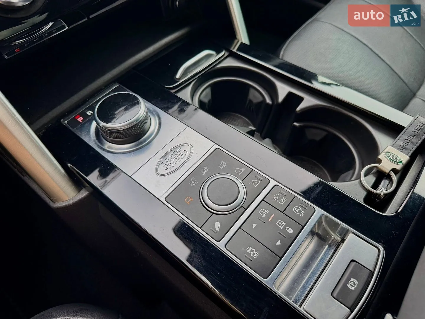2017 Land Rover Discovery - мініатюра 113