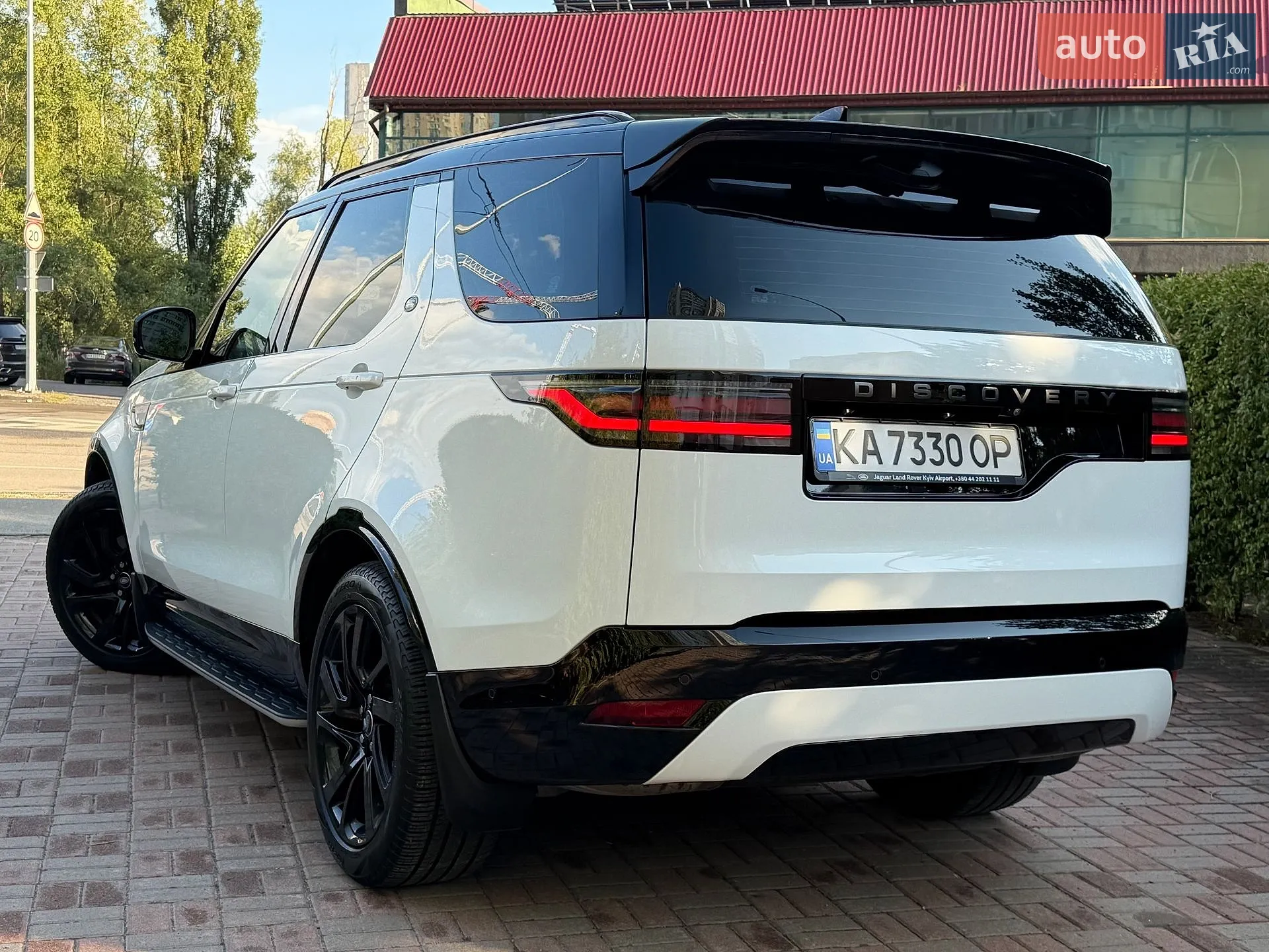 2023 Land Rover Discovery - мініатюра 2