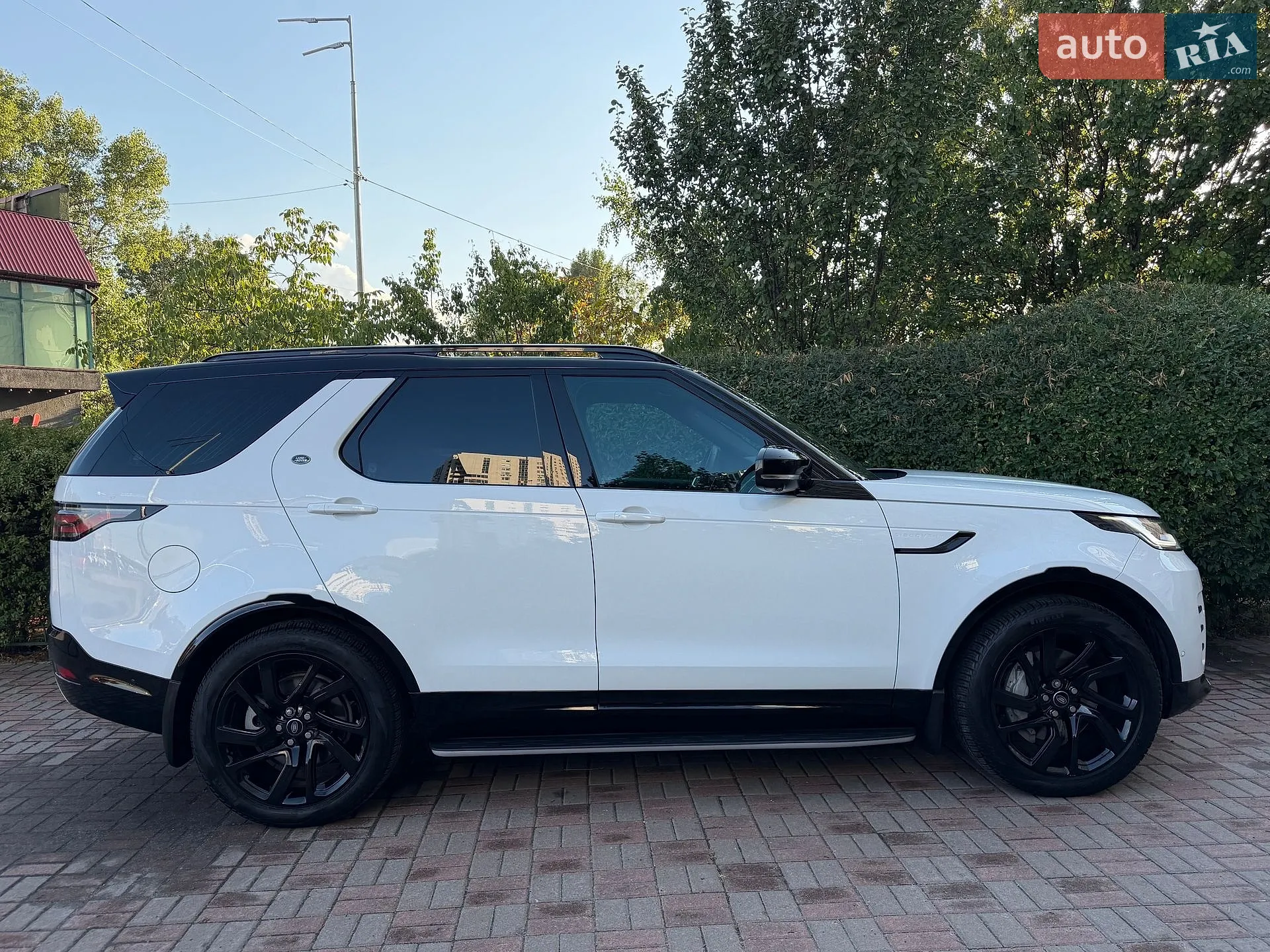 2023 Land Rover Discovery - мініатюра 7