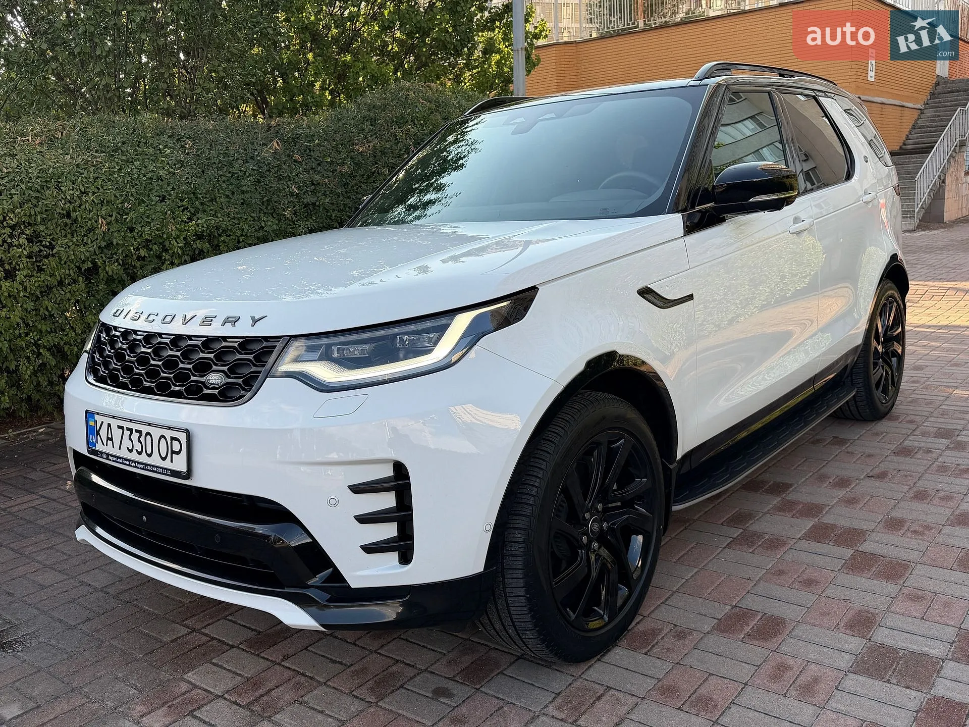 2023 Land Rover Discovery - мініатюра 12
