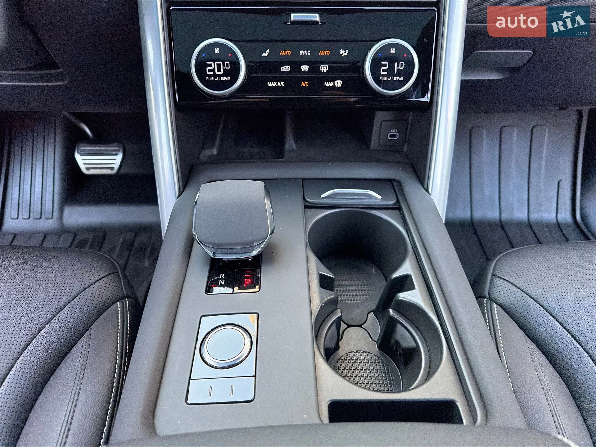 2023 Land Rover Discovery - мініатюра 23
