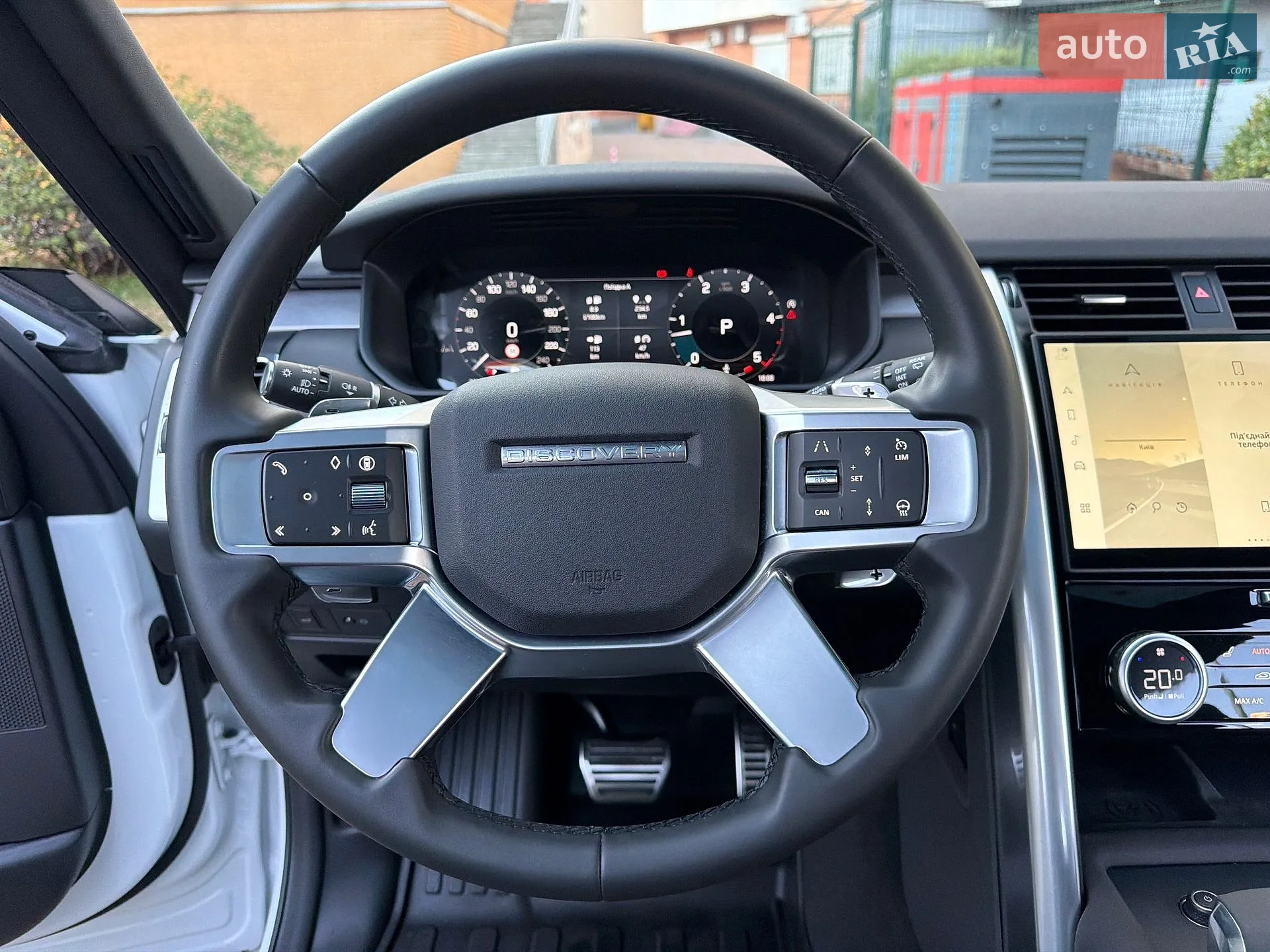 2023 Land Rover Discovery - мініатюра 24