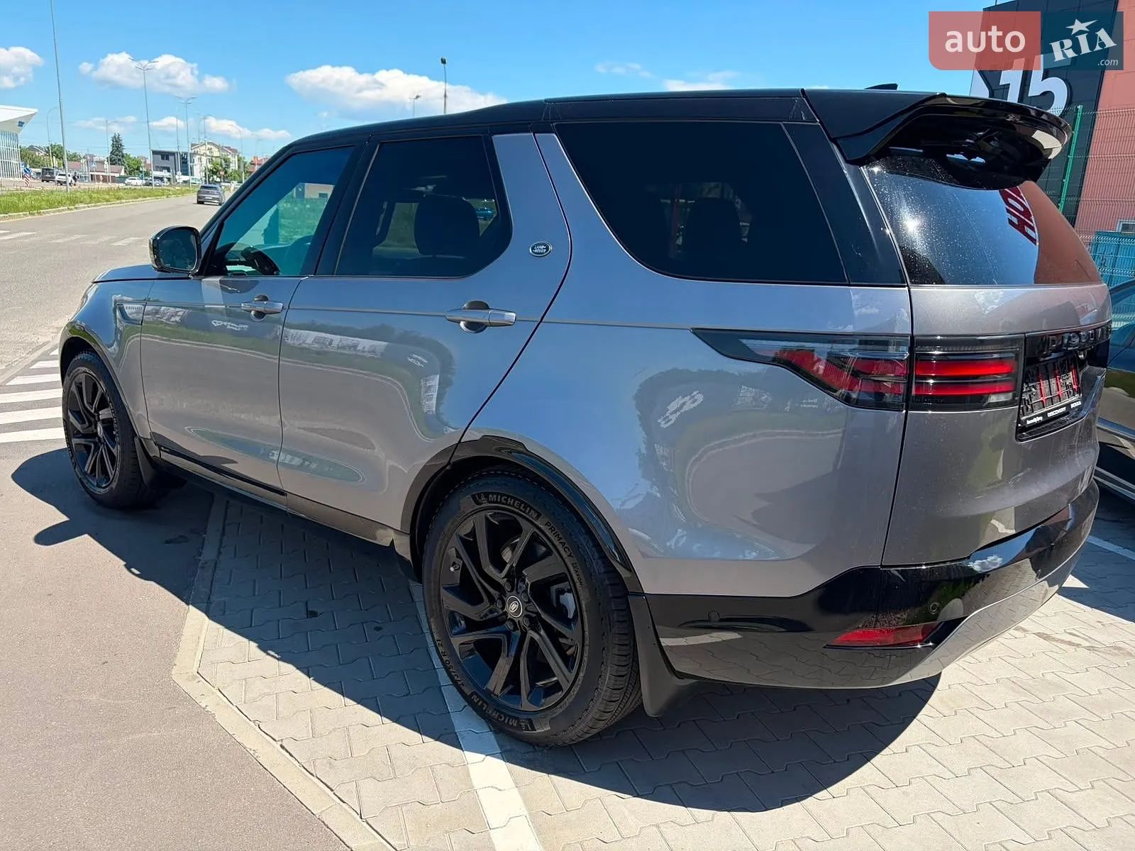 2021 Land Rover Discovery - мініатюра 9