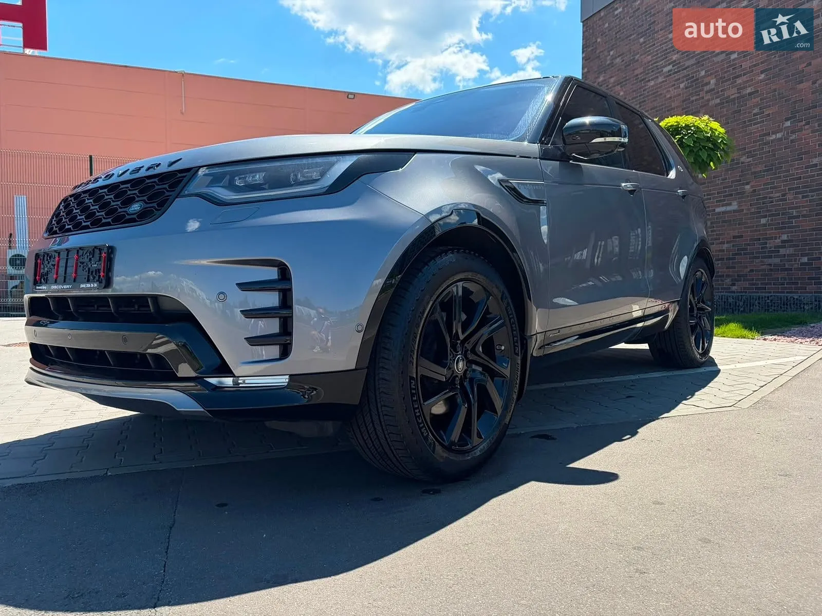 2021 Land Rover Discovery - мініатюра 10