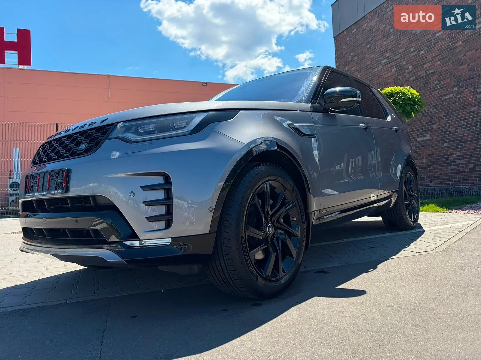 2021 Land Rover Discovery - мініатюра 12