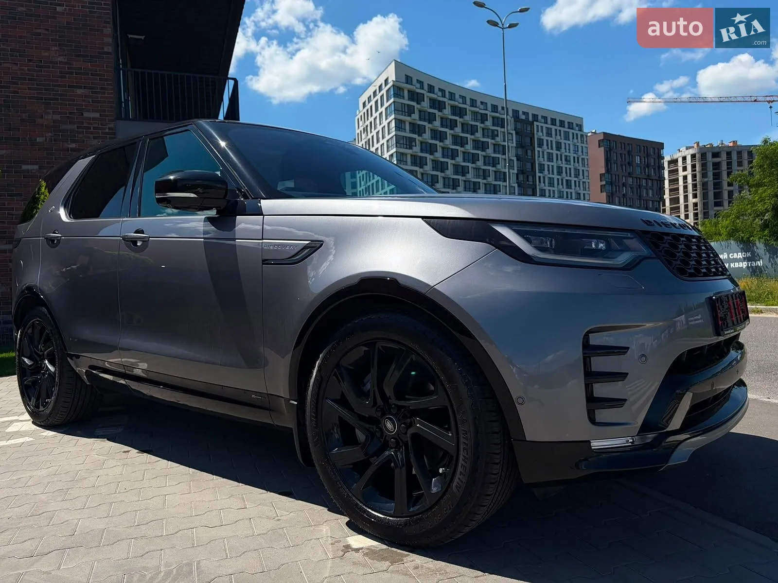 2021 Land Rover Discovery - мініатюра 19
