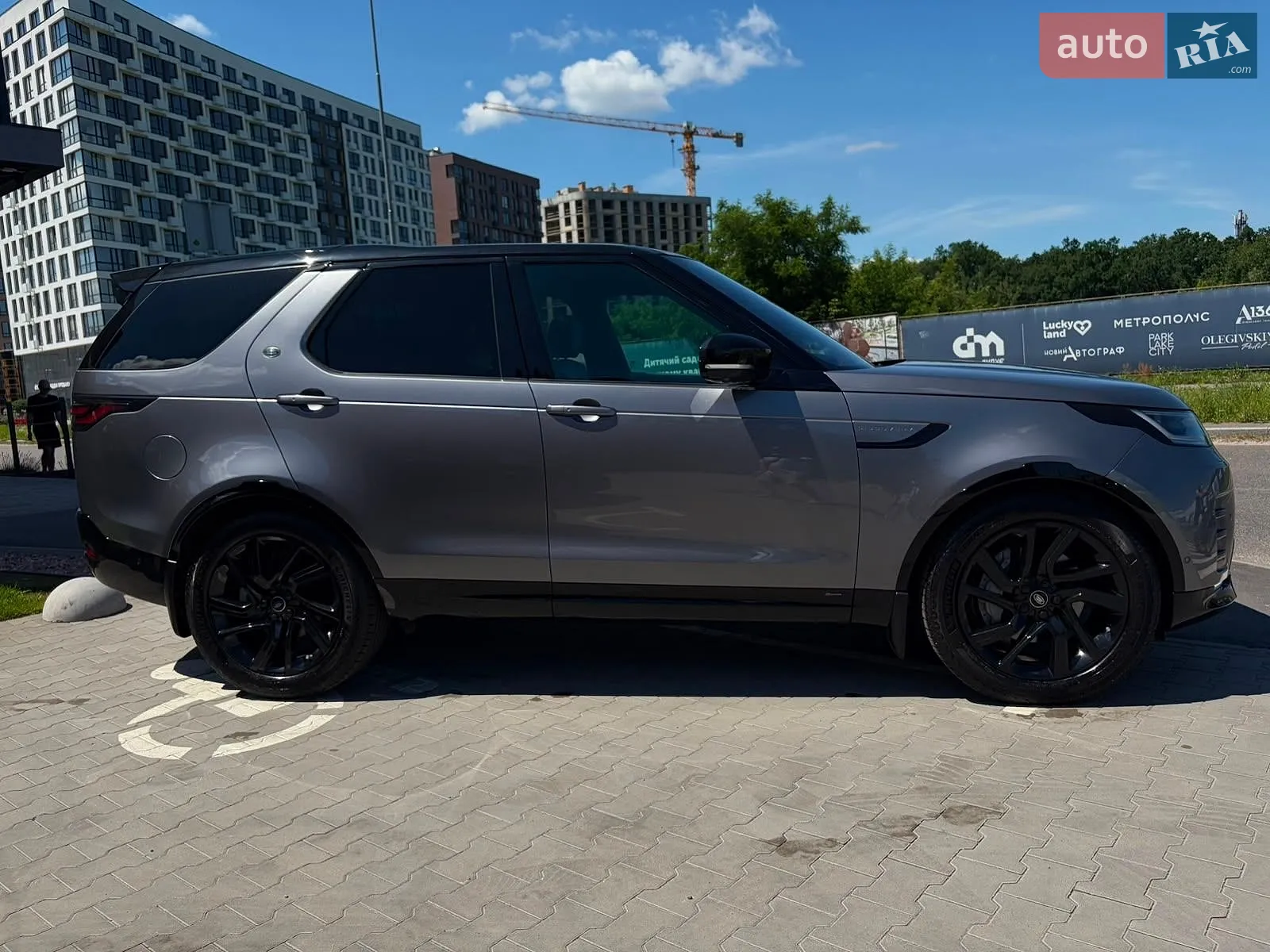 2021 Land Rover Discovery - мініатюра 20