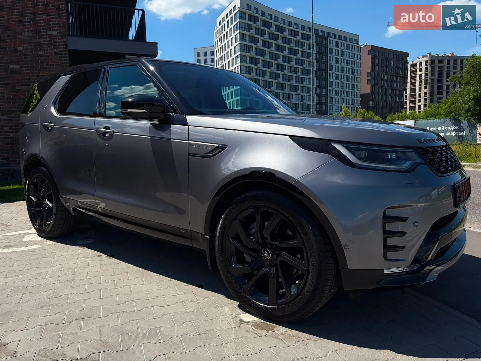 2021 Land Rover Discovery - мініатюра 26