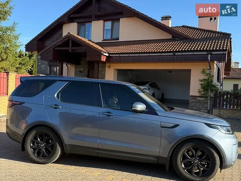 Land Rover Discovery 2018