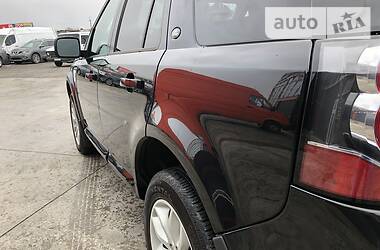 Позашляховик / Кросовер Land Rover Freelander 2013 в 