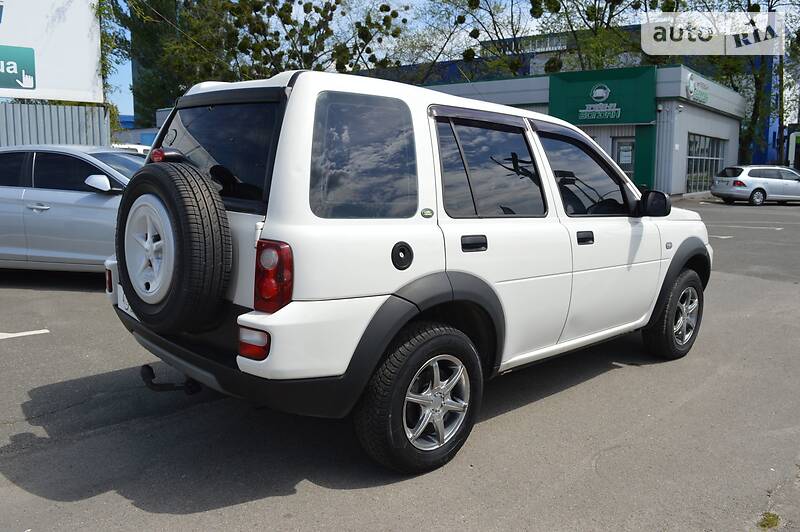 Позашляховик / Кросовер Land Rover Freelander 2006 в Києві