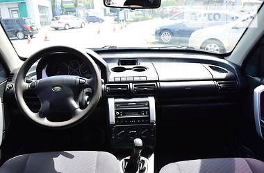 Позашляховик / Кросовер Land Rover Freelander 2006 в Києві