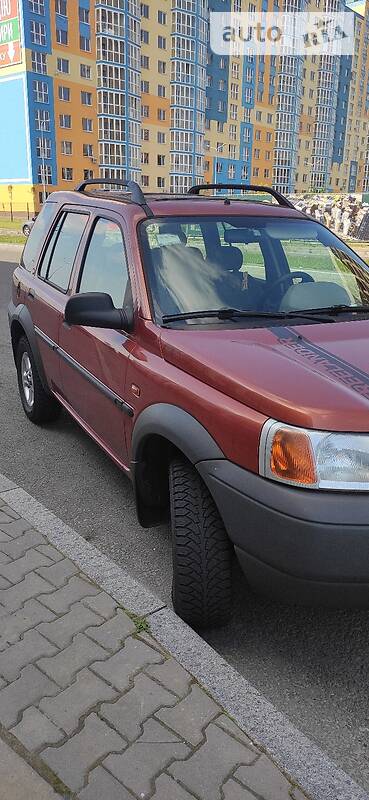 Позашляховик / Кросовер Land Rover Freelander 2000 в Києві