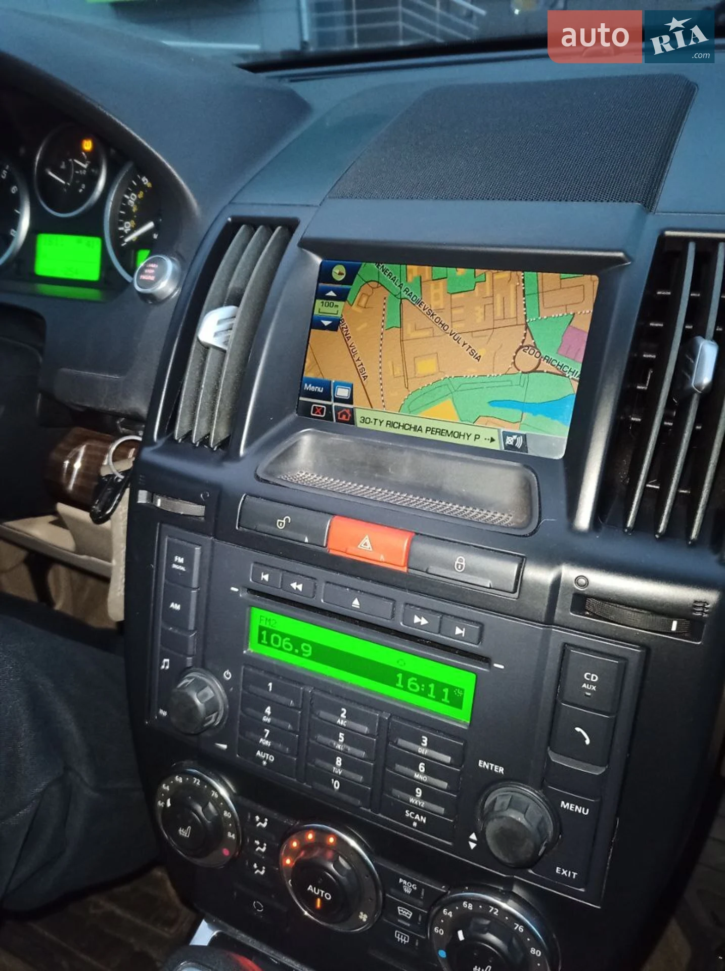 2012 Land Rover Freelander - мініатюра 8
