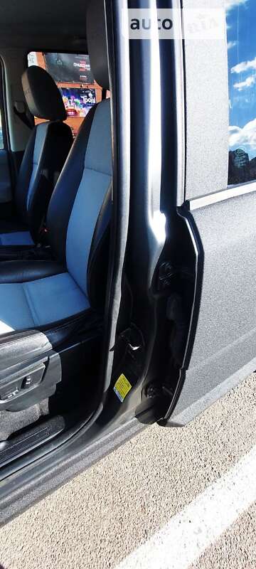 Позашляховик / Кросовер Land Rover Freelander 2010 в Києві