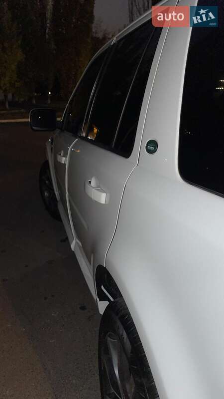 Позашляховик / Кросовер Land Rover Freelander 2011 в Лубнах