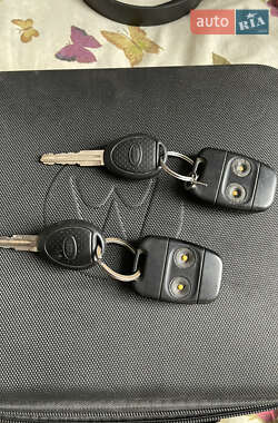 Внедорожник / Кроссовер Land Rover Freelander 2002 в 