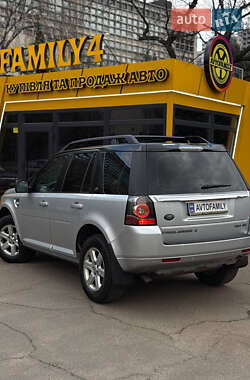 Позашляховик / Кросовер Land Rover Freelander 2013 в 