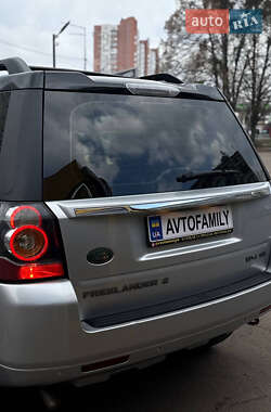 Позашляховик / Кросовер Land Rover Freelander 2013 в 