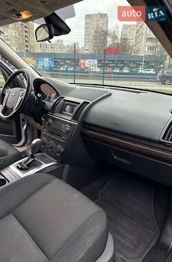 Позашляховик / Кросовер Land Rover Freelander 2013 в 