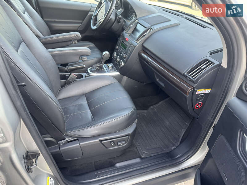 Позашляховик / Кросовер Land Rover Freelander 2011 в Коломиї