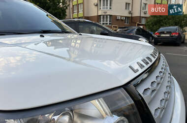 Позашляховик / Кросовер Land Rover Freelander 2013 в 