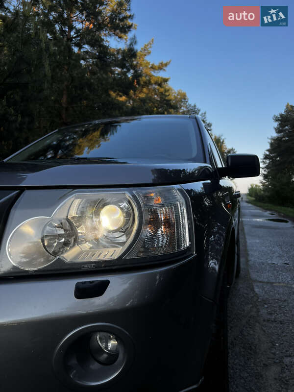 Внедорожник / Кроссовер Land Rover Freelander 2008 в Остроге