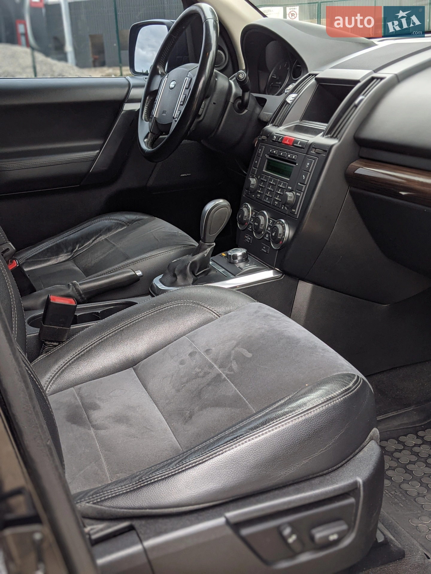 2011 Land Rover Freelander - мініатюра 15