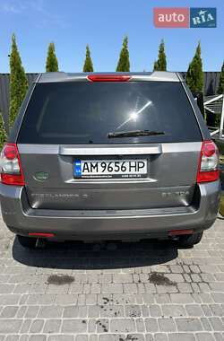 Позашляховик / Кросовер Land Rover Freelander 2010 в 