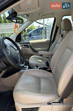 Позашляховик / Кросовер Land Rover Freelander 2010 в 