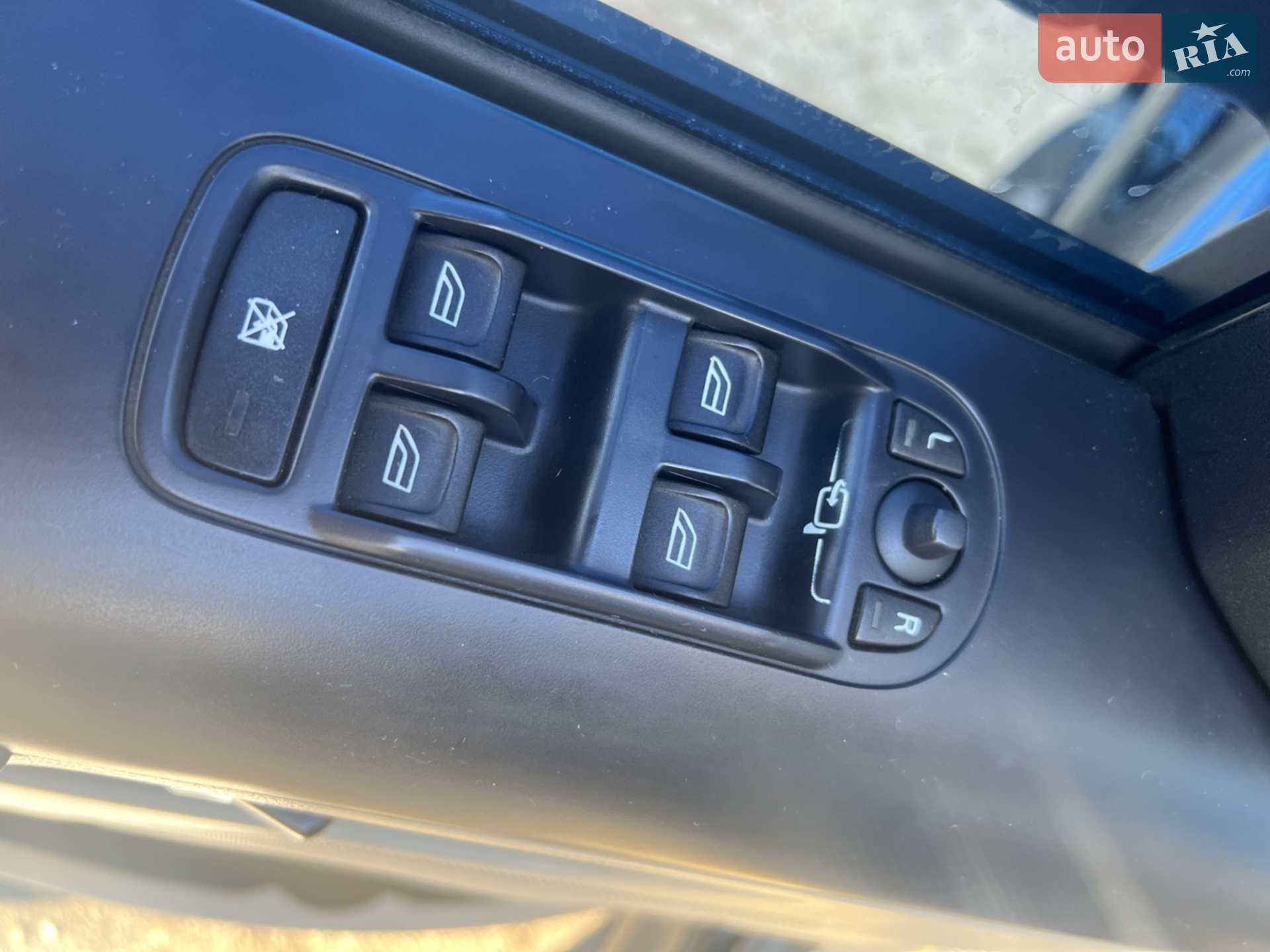 2011 Land Rover Freelander - мініатюра 3